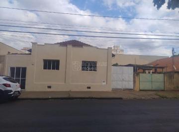 Casa · 160m² · 4 Quartos · 2 Vagas · Casa para venda em Centro de 160.00m² com 4 Quartos e 2 Garagens