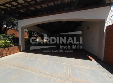 Casa · 388m² · 3 Quartos · 6 Vagas · Casa para venda em Centro de 388.00m² com 3 Quartos, 1 Suite e 6 Garagens