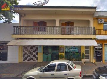 Casa · 214m² · 3 Quartos · 3 Vagas · Casa para venda em Centro de 214.00m² com 3 Quartos, 2 Suites e 3 Garagens