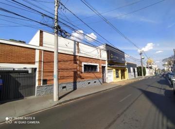Casa · 201m² · 3 Quartos · 3 Vagas · Casa para venda em Centro de 201.00m² com 3 Quartos e 3 Garagens