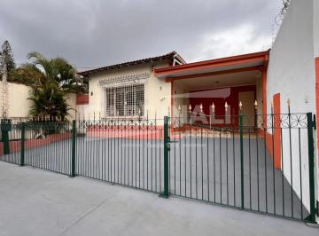 Casa · 145m² · 3 Quartos · 1 Vaga · Casa para venda em Centro de 145.00m² com 3 Quartos e 1 Garagem