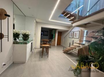 Apartamento · 260m² · 4 Quartos · 4 Vagas · Apartamento para venda em Centro de 260.00m² com 4 Quartos, 3 Suites e 4 Garagens