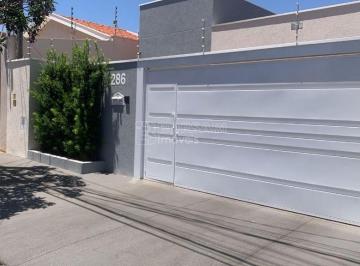 Casa · 225m² · 3 Quartos · 4 Vagas · Casa para venda em Vila Xavier (vila Xavier) de 225.00m² com 3 Quartos, 1 Suite e 4 Garagens