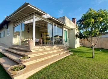 Casa · 330m² · 4 Quartos · 4 Vagas · Casa para venda em Recanto dos Canjaranas de 330.00m² com 4 Quartos, 1 Suite e 4 Garagens