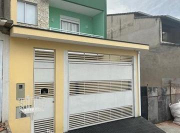 Casa · 270m² · 3 Quartos · 2 Vagas · Casa para venda em Vila Do Conde de 270.00m² com 3 Quartos, 1 Suite e 2 Garagens