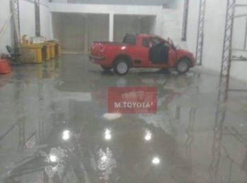 Comercial · 300m² · Galpão / Depósito / Armazém para venda em Vila Nova Cumbica de 300.00m²