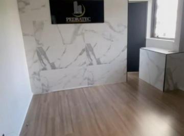 Comercial · 32m² · 2 Quartos · 1 Vaga · Sala Comercial para venda em Centro de 32.00m² com 2 Quartos, 1 Suite e 1 Garagem