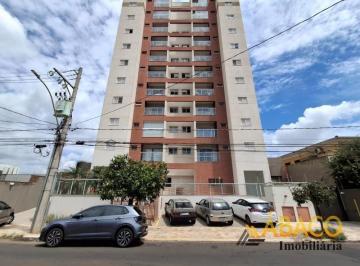 Apartamento · 80m² · 2 Quartos · 2 Vagas · Apartamento para alugar em Centro de 80.00m² com 2 Quartos, 1 Suite e 2 Garagens
