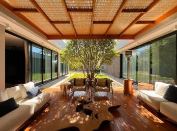 Casa · 540m² · 4 Quartos · 4 Vagas · Casa de Condomínio para venda em Condomínio Ypê Dourado de 540.00m² com 4 Quartos, 4 Suites e 4 Gara