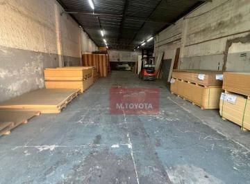 Comercial · 700m² · 3 Vagas · Sala Comercial para alugar em Vila Augusta de 700.00m² com 3 Garagens