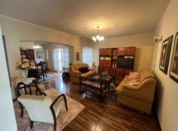 Casa · 172m² · 3 Quartos · Casa para venda em Jardim Primavera de 172.00m² com 3 Quartos e 1 Suite