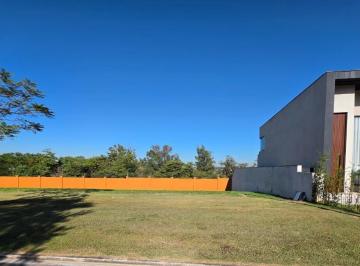 Terreno · 459m² · Terreno para venda em Parque Santa Márcia de 458.57m²