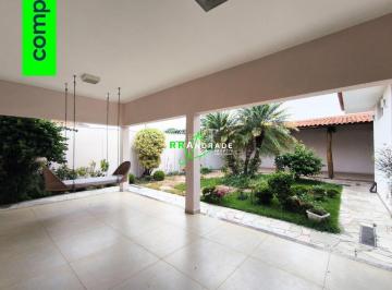 Casa · 393m² · 4 Quartos · 6 Vagas · Casa para venda em Jardim Barão de 393.00m² com 4 Quartos, 1 Suite e 6 Garagens