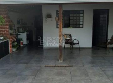 Casa · 117m² · 2 Quartos · 2 Vagas · Casa para venda em Jardim Das Estações (vila Xavier) de 117.00m² com 2 Quartos e 2 Garagens