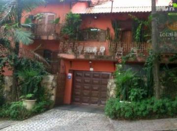 Casa · 454m² · 4 Quartos · 5 Vagas · Casa para venda em Vila Galvão de 454.00m² com 4 Quartos, 4 Suites e 5 Garagens