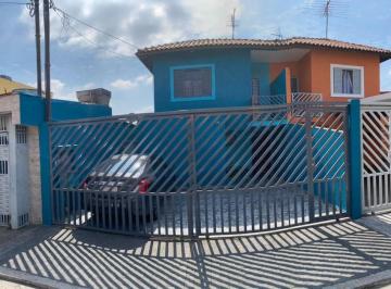 Casa · 146m² · 3 Quartos · 2 Vagas · Sobrado para venda em Jardim Santa Mena de 146.00m² com 3 Quartos, 1 Suite e 2 Garagens