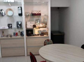 Comercial · 46m² · Sala Comercial para alugar em Centro de 46.00m²
