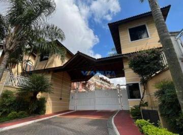 Casa · 202m² · 4 Quartos · 4 Vagas · Sobrado para venda em Portal Dos Gramados de 202.00m² com 4 Quartos, 2 Suites e 4 Garagens