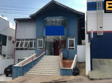 Comercial · 341m² · 1 Vaga · Prédio Comercial para alugar em Jardim Itália de 341.45m² com 1 Garagem