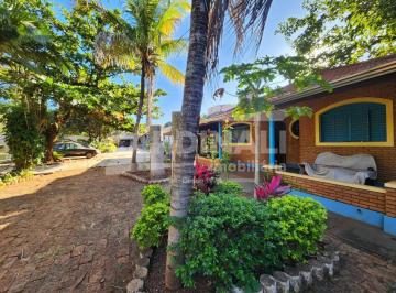 Rural · 245m² · 2 Quartos · 6 Vagas · Fazenda / Sítio para venda em Chacara Flora Araraquara de 245.00m² com 2 Quartos e 6 Garagens