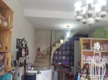 Comercial · 151m² · 4 Vagas · Prédio Comercial para venda em Vila Marieta de 151.00m² com 4 Garagens