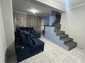 Casa · 220m² · 3 Quartos · 2 Vagas · 2 salões comerciais + casa com 3 dormitórios e duas vagas em terreno de 237 m2