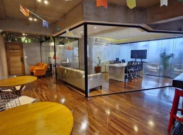 Comercial · 156m² · 3 Vagas · Conjunto comercial à venda em excelente estado na Av. Sto. Amaro!