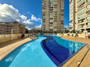 Foto · Apartamento reformado com varanda vista mar e lazer a 300m da praia na região do