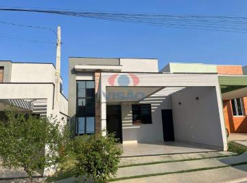 Casa · 102m² · 3 Quartos · 2 Vagas · Ótima casa térrea com 3 dormitórios e 1 suíte