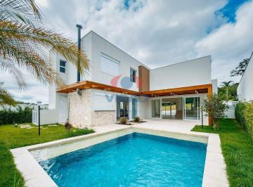 Casa · 420m² · 4 Quartos · 4 Vagas · Casa de Alto Padrão no Condomínio Villa dos Pinheiros | 4 suítes com closets, Ar