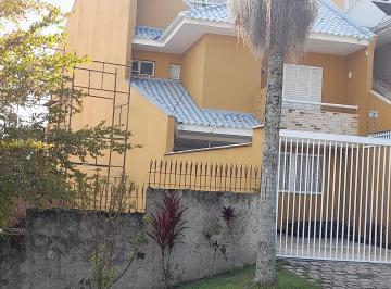 Casa en Venda de 3 quartos Ahú · Vendo Incrível Sobrado Triplex em Rua sem Saída no Bairro Ahú