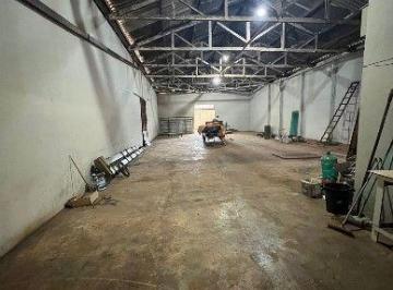 hvvxs9a2ytewywrkmjy3owqx_md · Barracão Comercial para Alugar na Vila Ziober |600m² de Espaço para Seu Negócio.