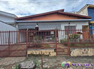 Foto 01 · Casa à venda no centro de Jaguariúna-SP, 2 quartos, 1 sala, 1 banheiro, 1 vaga de garagem, 185m².