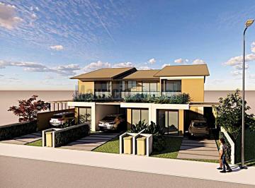 202508011436324791.jpeg · Casa para Venda em Florianópolis, Campeche, 4 dormitórios, 1 suíte, 3 banheiros, 1 vaga