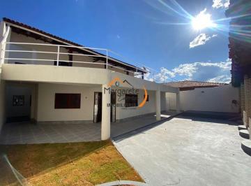 Casa de 5 quartos, Brasília · 5 suítes, sendo uma com terraço e outra com varanda e vista livre, financiamento e fgts, lote vazado