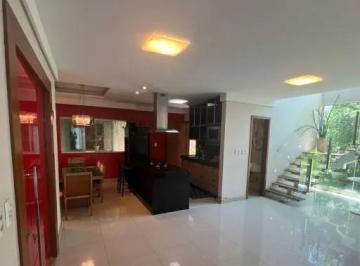 Casa de 3 quartos, São Paulo · Casa à Venda na região -: Mirandópolis   – Localização Privilegiada!