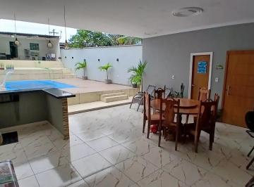 Casa de 3 quartos, Atibaia · Casa de 200 m² com 3 quartos à venda no Jardim Alvinópolis