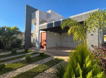 Casa de 3 quartos, Sobradinho · CASA TÉRREA, 3 SUÍTES ARMARIOS PLANEJADOS BOILER PISCINA ACEITA FINANCIAMENTO E FGTS