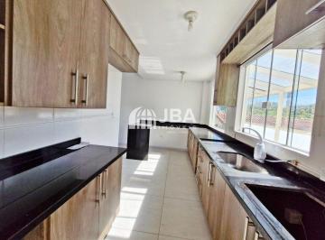 Casa de 3 quartos, Colombo · Sobrado c/terreno prox Superm Rio Verde