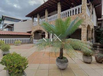 Casa · 450m² · 6 Quartos · 4 Vagas · Casa à venda - em Vera Cruz