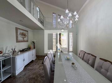 Sobre o imóvel: na frente da casa lindo jardim - PISCINA AQUECIDA com cascata - · Casa à Venda - Alto Caiçaras, 4 Quartos, 300 m² - Belo Horizonte