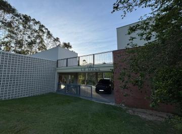 Rural · 275m² · 4 Quartos · Sítio a venda no bairro Jardim Primavera em São Pedro/SP