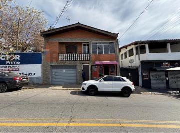 Casa · 256m² · 5 Quartos · 1 Vaga · Casa Residencial e Comercial Ponto Nobre Santo Antônio