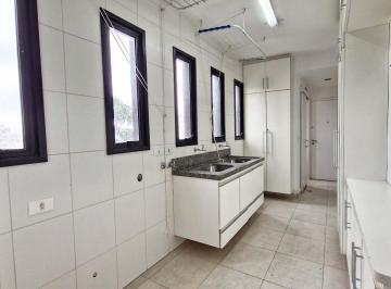 IMG_20260830_090221_000.jpeg · Agradável apartamento para venda em Morumbi com 3 quartos, sendo 1 suíte, 185m² - tania-guidotti#R14