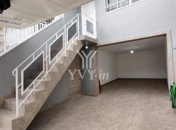 Casa · 122m² · 2 Quartos · Casa-Sobrado de 122m². Apenas 2 quadras da Av. Pres. Kennedy