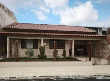 Casa · 300m² · 2 Quartos · 2 Vagas · Casa - 2 Qts - Mobiliada - 4 Vagas - 80 m² - Cordeiros - Itajaí/SC