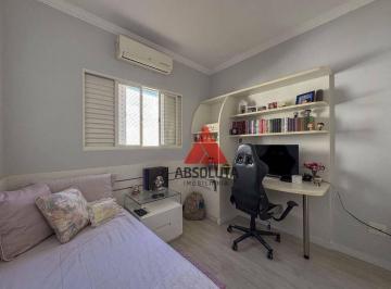 Casa · 108m² · 3 Quartos · 2 Vagas · Casa de Condomínio para venda em Cariobinha de 108.00m² com 3 Quartos, 1 Suite e 2 Garagens