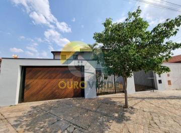 Casa · 226m² · 3 Quartos · 4 Vagas · Casa para venda em Jardim Morumbi de 226.00m² com 3 Quartos, 1 Suite e 4 Garagens