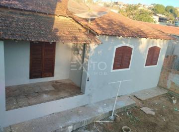 Casa · 121m² · 2 Quartos · 4 Vagas · Casa para venda em Ivoturucaia de 121.00m² com 2 Quartos e 4 Garagens