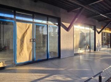 Comercial · 103m² · Prédio Comercial para alugar em Jardim Juliana de 102.83m²